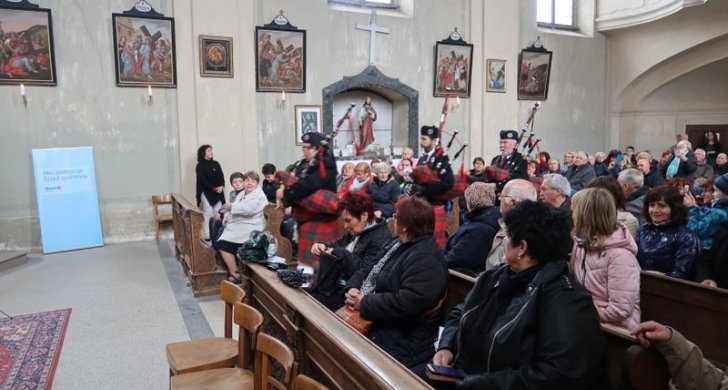 V.Cernoc - dudaci - lod - 2019-05-04.JPG